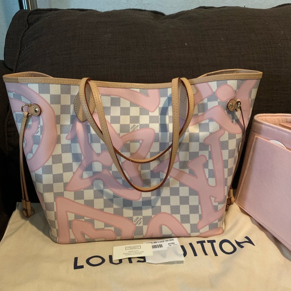 LV Tahitienne Neverfull - Picture 2 of 16